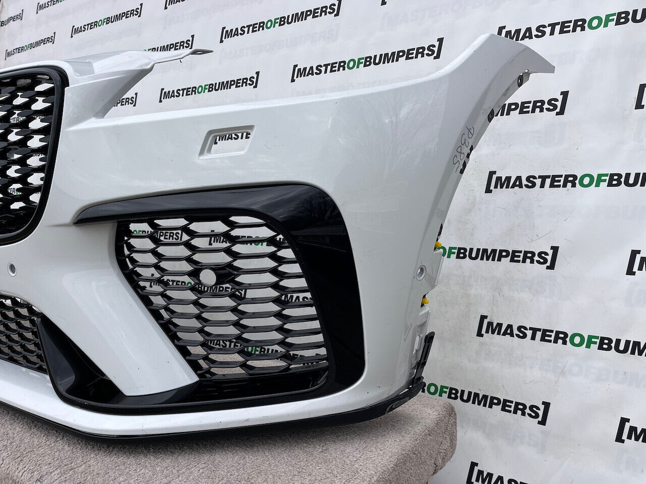 Jaguar F Pace Svr Hse Lift Suv 2021-2024 Front Bumper 6 Pdc Genuine [p385]