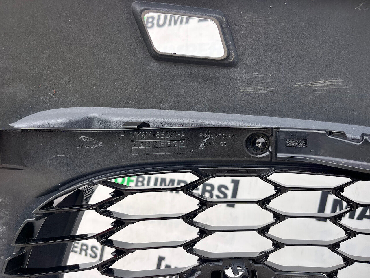 Jaguar F Pace Svr Hse Lift Suv 2021-2024 Front Bumper 6 Pdc Genuine [p387]