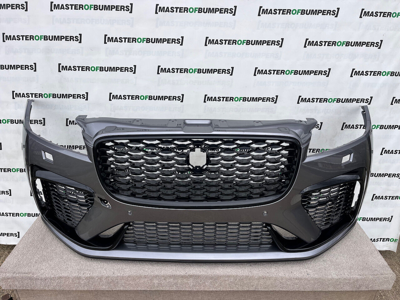Jaguar F Pace Svr Hse Lift Suv 2021-2024 Front Bumper 6 Pdc Genuine [p387]