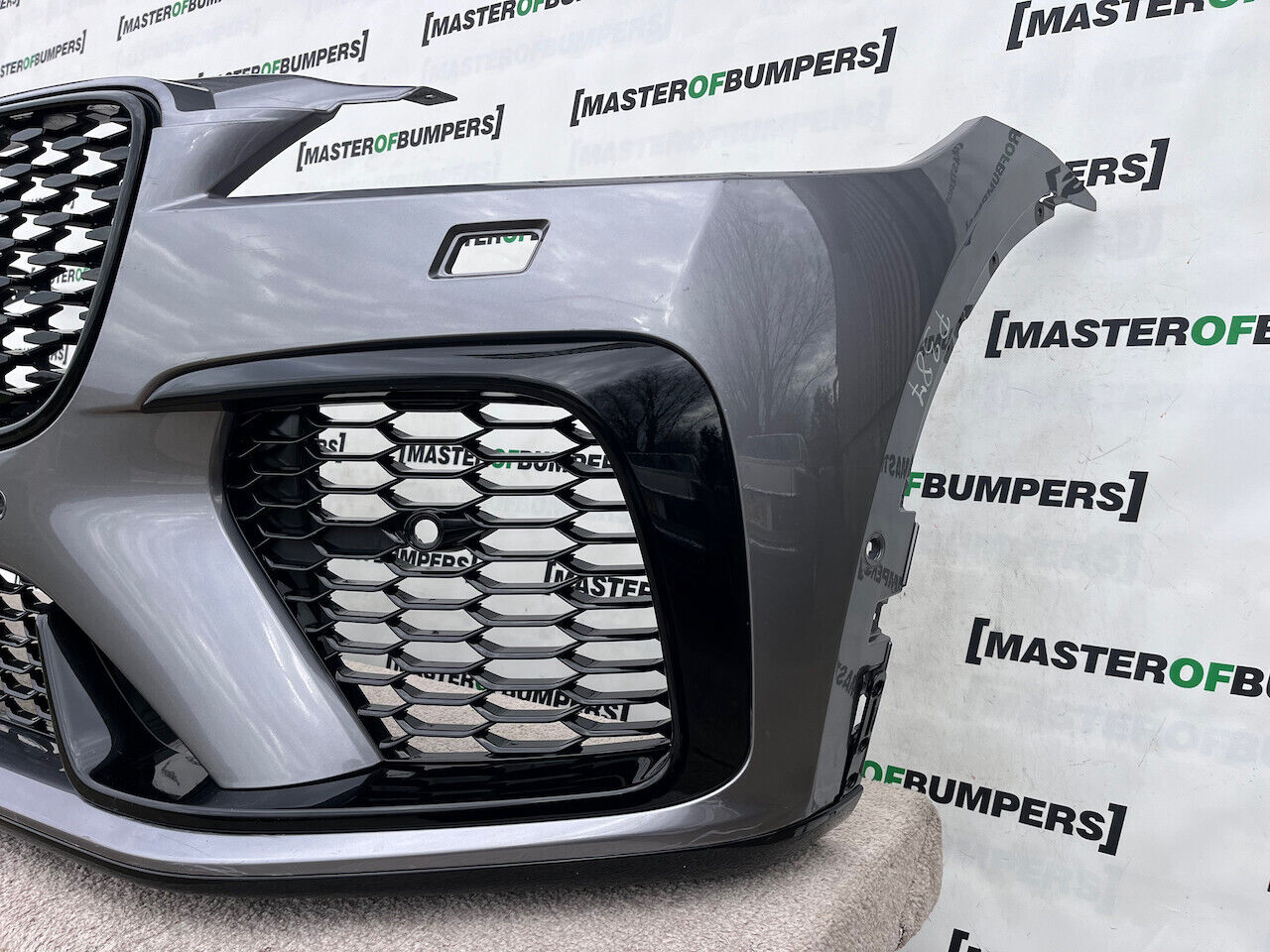 Jaguar F Pace Svr Hse Lift Suv 2021-2024 Front Bumper 6 Pdc Genuine [p387]