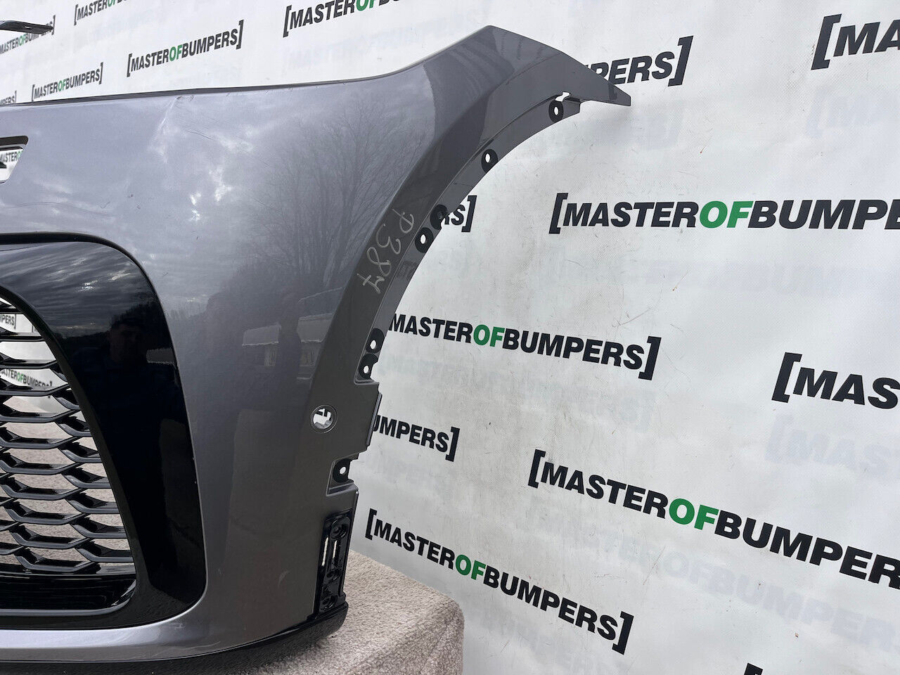 Jaguar F Pace Svr Hse Lift Suv 2021-2024 Front Bumper 6 Pdc Genuine [p387]