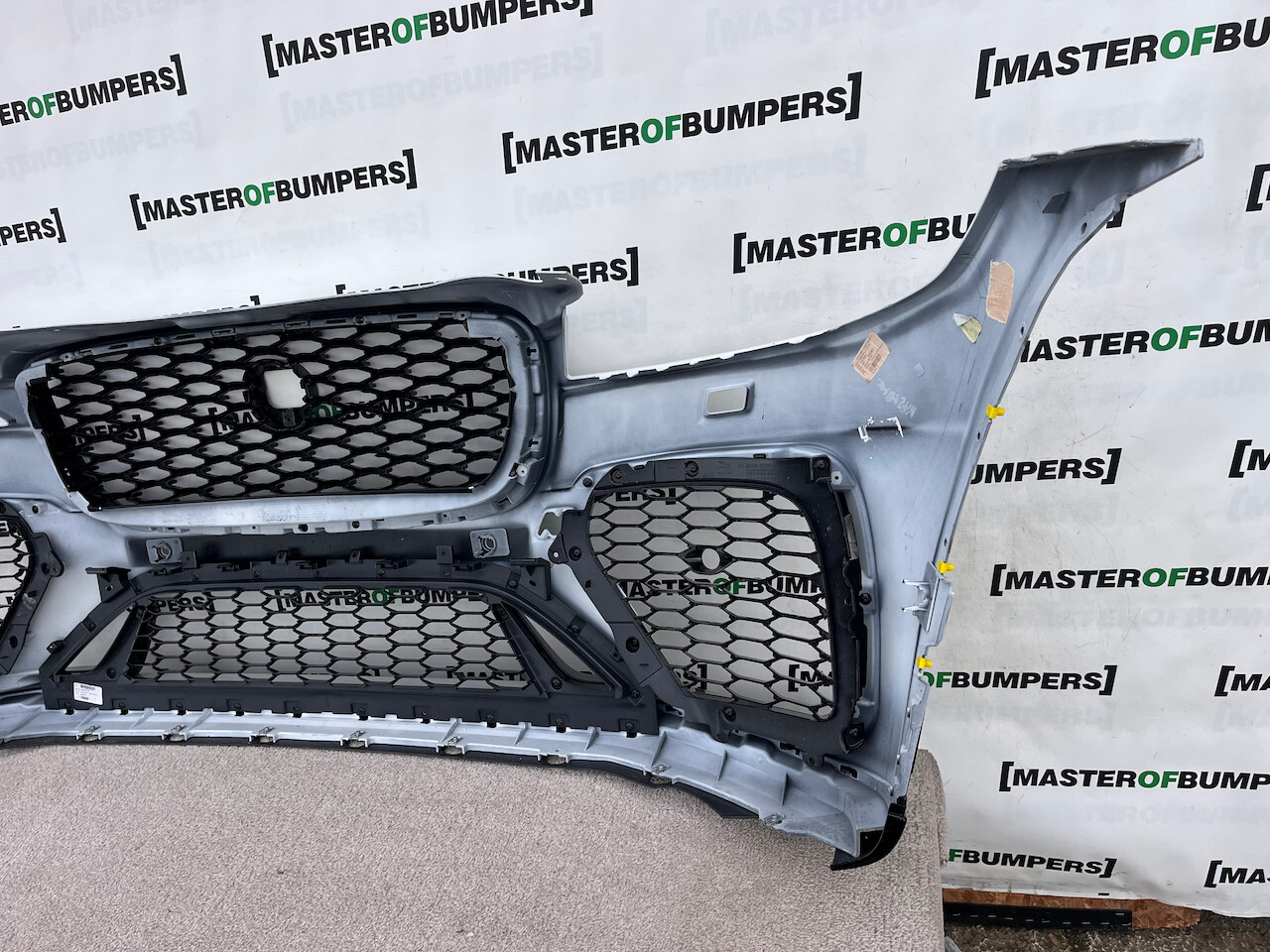 Jaguar F Pace Svr Hse Lift Suv 2021-2024 Front Bumper 6 Pdc Genuine [p402]