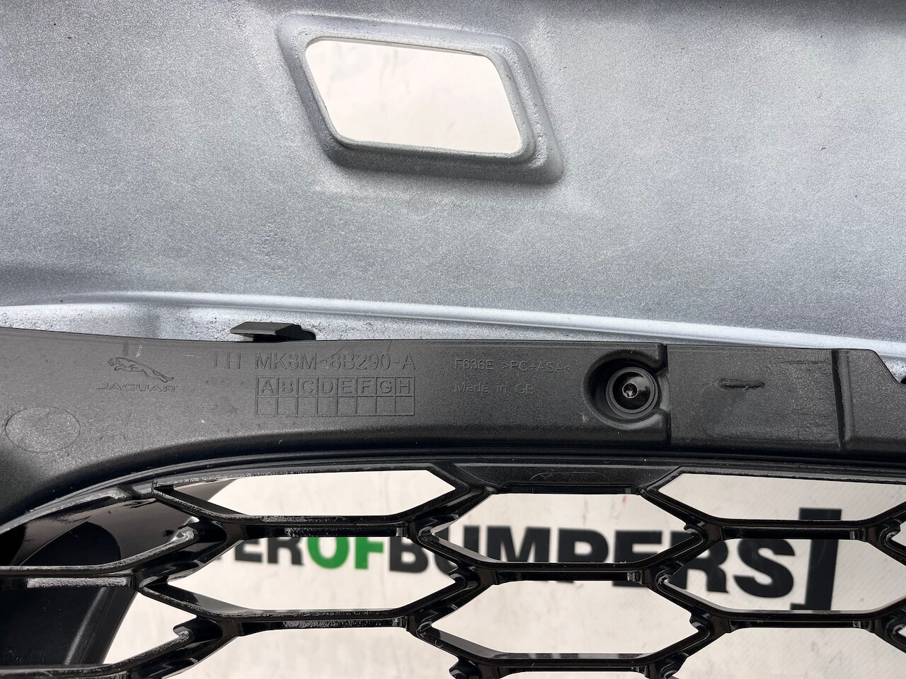 Jaguar F Pace Svr Hse Lift Suv 2021-2024 Front Bumper 6 Pdc Genuine [p402]