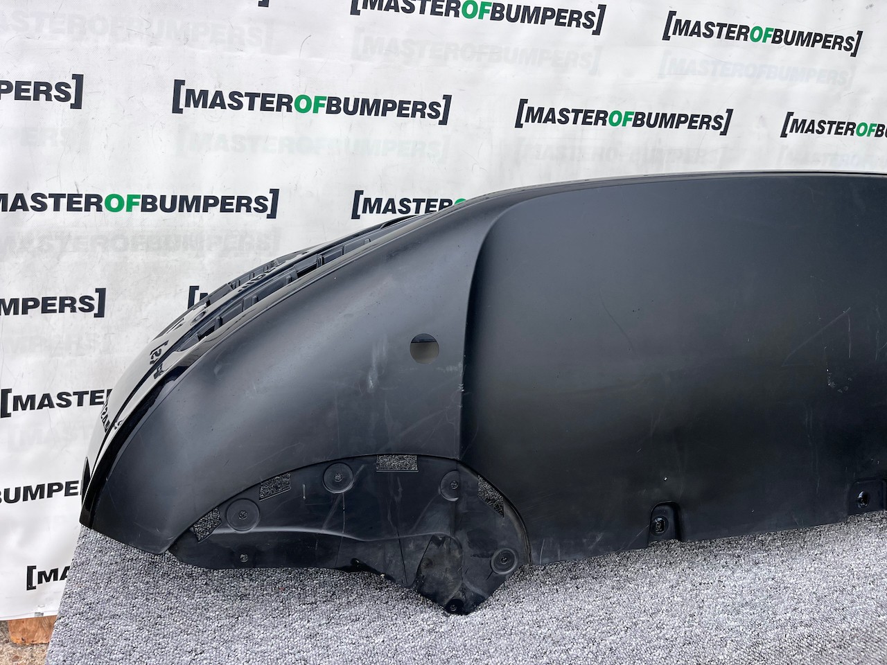 Jaguar I Pace Electric Suv 2018 - 2024 Front Bumper 4 Pdc Genuine [p500]