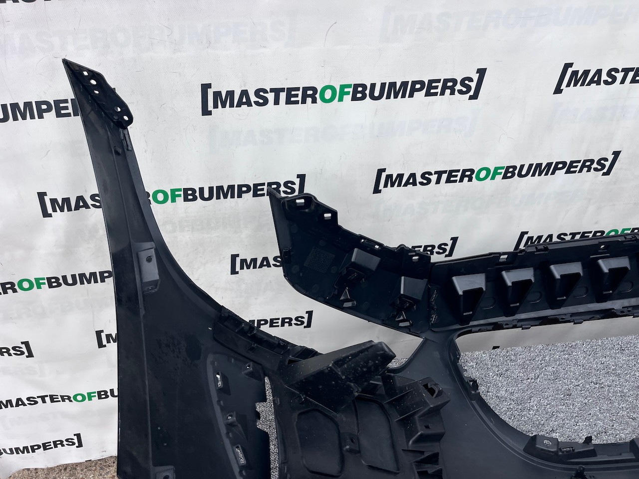 Jaguar I Pace Electric Suv 2018 - 2024 Front Bumper 4 Pdc Genuine [p500]