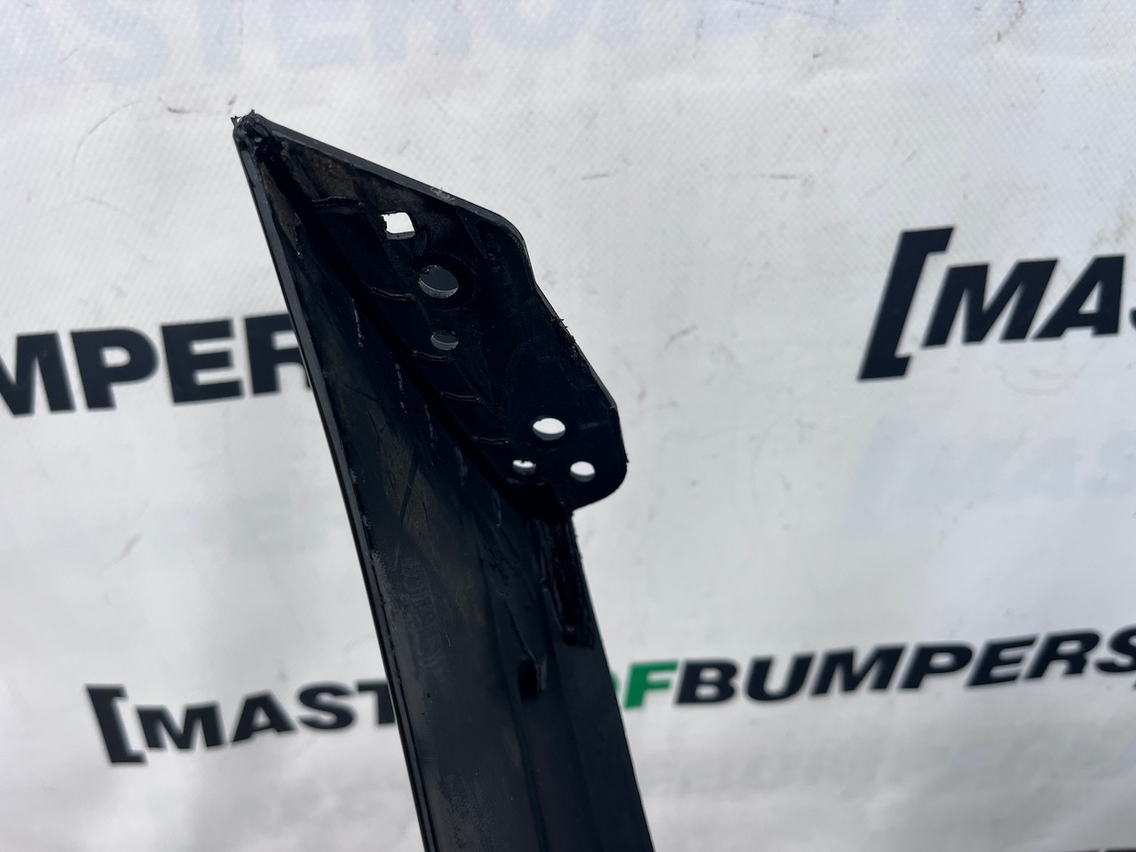 Jaguar I Pace Electric Suv 2018 - 2024 Front Bumper 4 Pdc Genuine [p500]