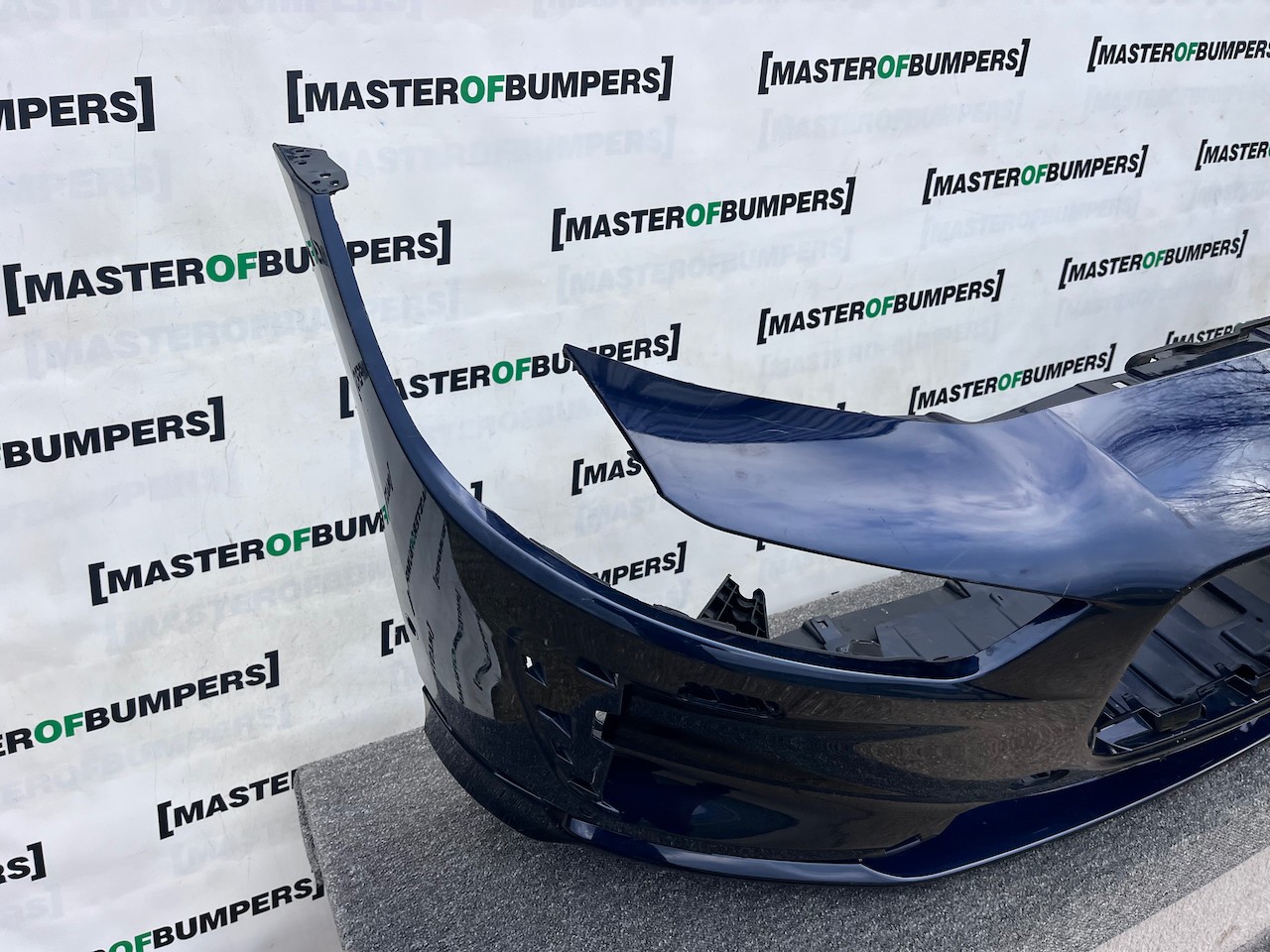 Jaguar I Pace Electric Suv 2018 - 2024 Front Bumper 6 Pdc Genuine [p609]