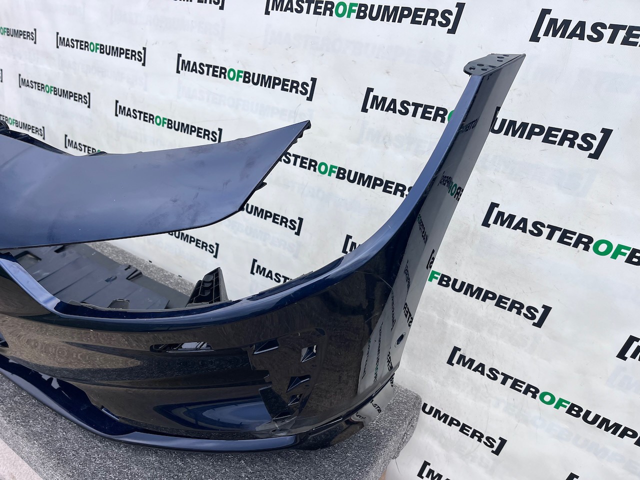 Jaguar I Pace Electric Suv 2018 - 2024 Front Bumper 6 Pdc Genuine [p609]