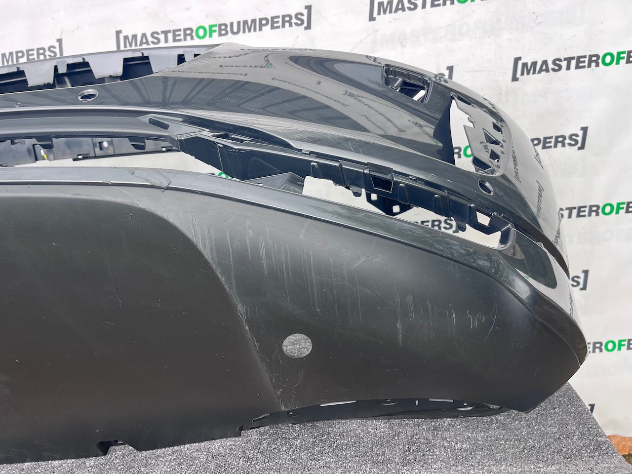 Jaguar I Pace Electric Suv 2018 - 2024 Front Bumper 4 Pdc Genuine [p670]