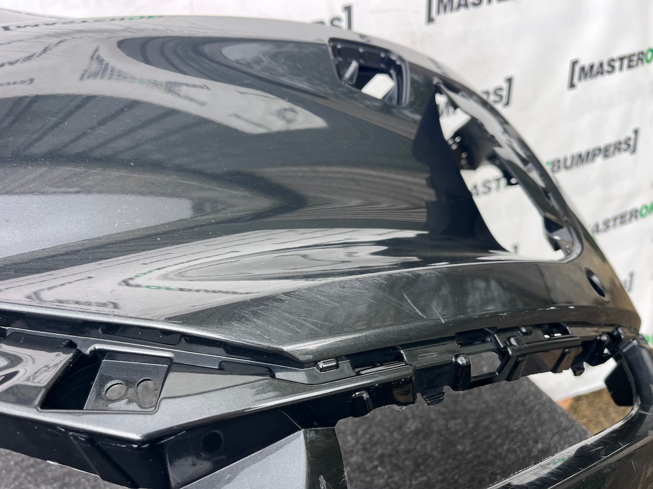 Jaguar I Pace Electric Suv 2018 - 2024 Front Bumper 4 Pdc Genuine [p670]