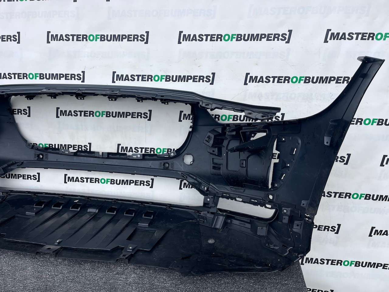 Jaguar I Pace Electric Suv 2018 - 2024 Front Bumper 4 Pdc Genuine [p670]