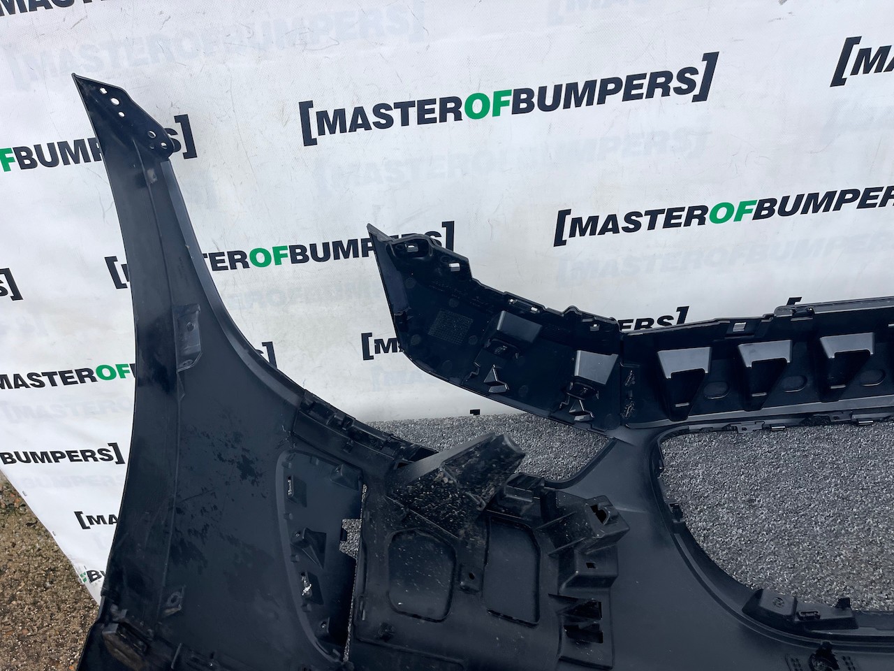 Jaguar I Pace Electric Suv 2018 - 2024 Front Bumper 4 Pdc Genuine [p670]