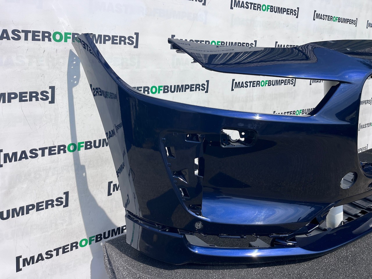 Jaguar I Pace Electric Suv 2018 - 2024 Front Bumper 4 Pdc Genuine [p734]