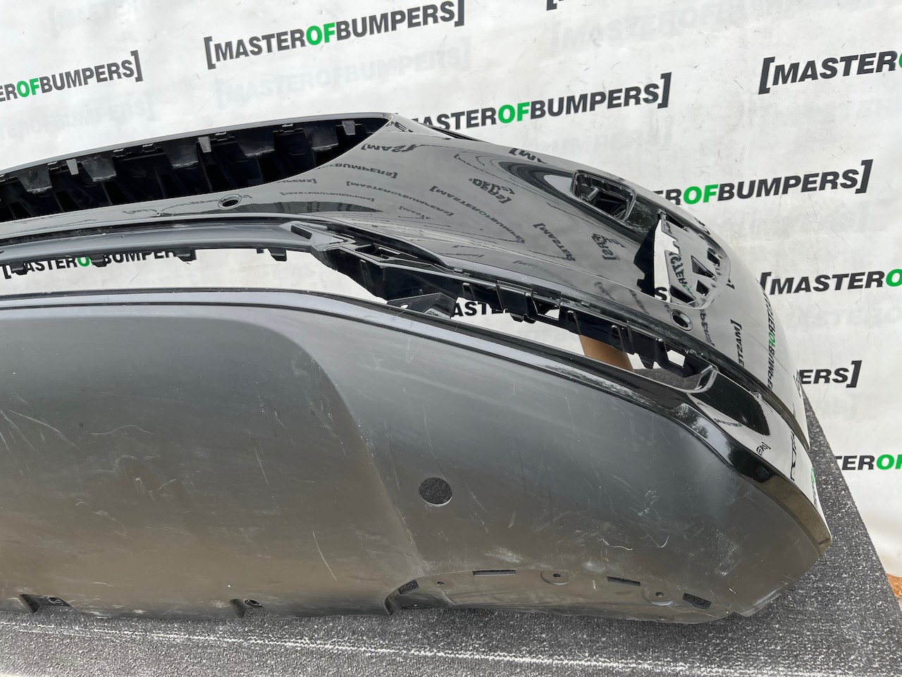 Jaguar I Pace Electric Suv 2018 - 2024 Front Bumper 4 Pdc Genuine [p772]