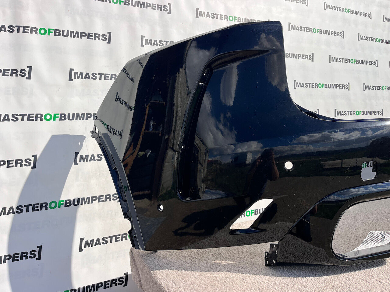 Jaguar F Pace Svr Hse Face Lift 2020-2025 Rear Bumper 6 Pdc Genuine [p137]