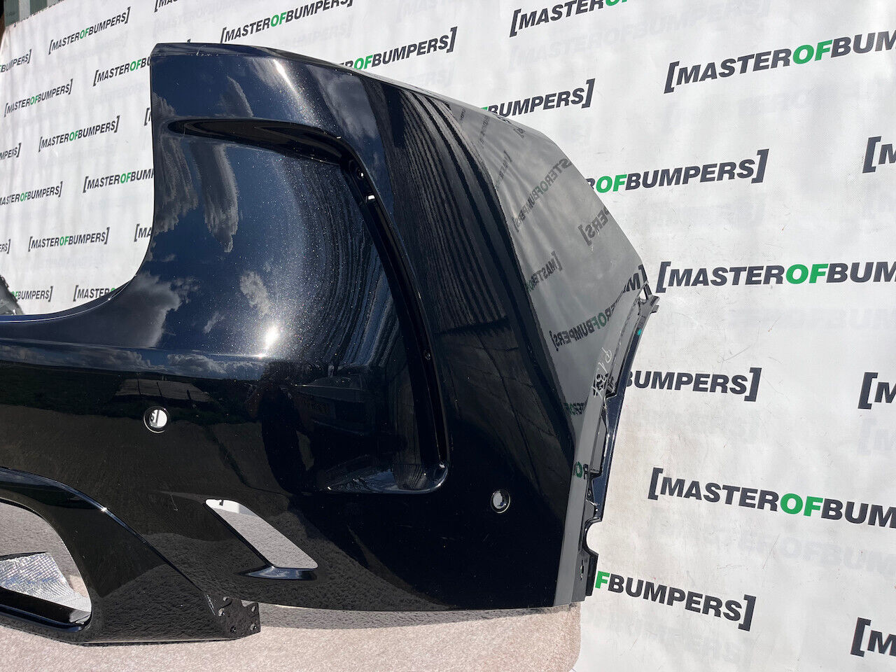 Jaguar F Pace Svr Hse Face Lift 2020-2025 Rear Bumper 6 Pdc Genuine [p137]