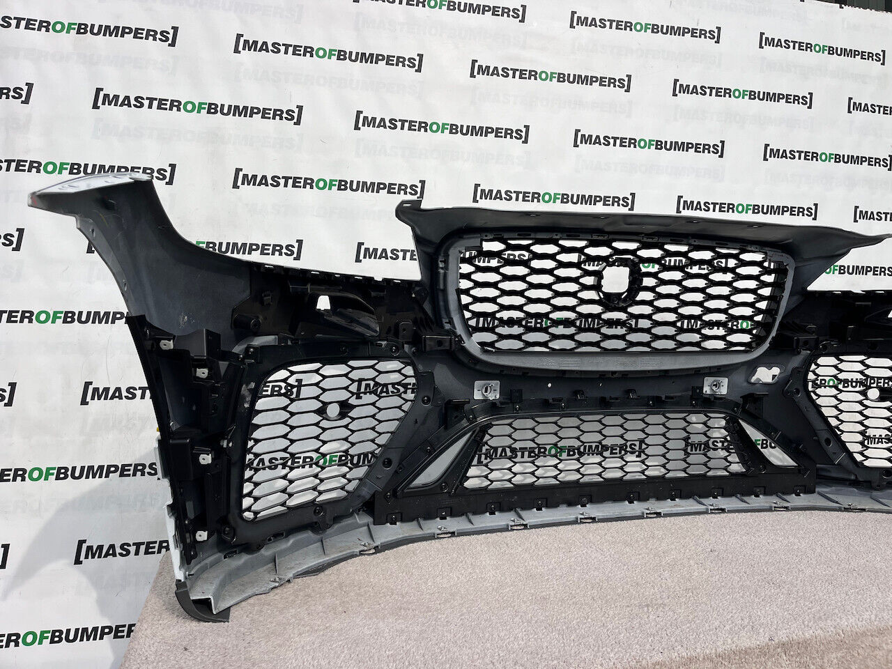 Jaguar F Pace Svr Hse Lift Suv 2021-2024 Front Bumper 6 Pdc Genuine [p400]