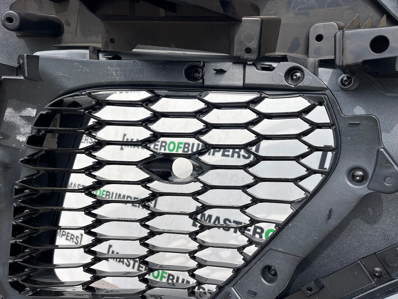 Jaguar F Pace Svr Hse Lift Suv 2021-2024 Front Bumper 6 Pdc Genuine [p400]