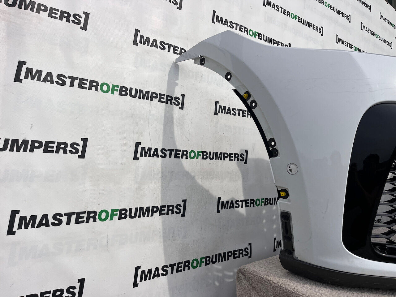 Jaguar F Pace Svr Hse Lift Suv 2021-2024 Front Bumper 6 Pdc Genuine [p400]