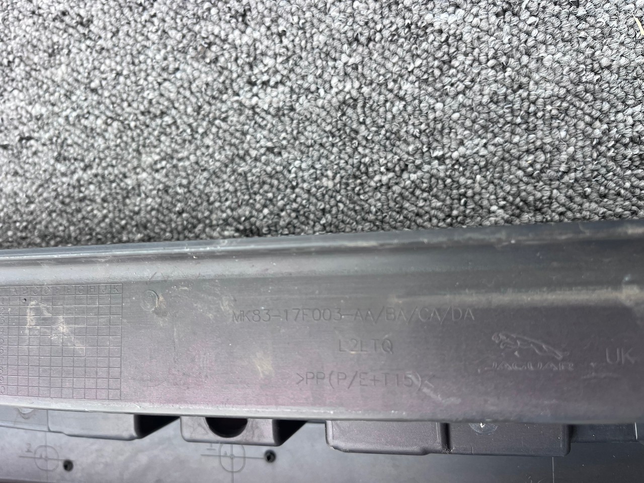 Jaguar F Pace S R Sport Lift 2021-2024 Front Bumper 4 Pdc + Jet Genuine [p498]