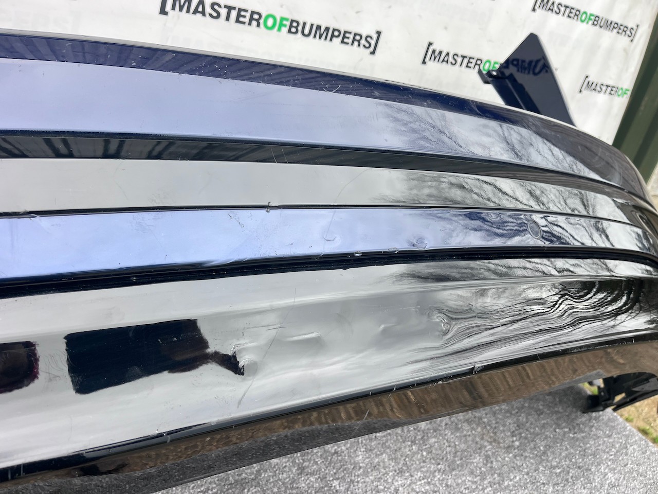 Jaguar F Pace R Dynamic Hse Lift 2021-2024 Rear Bumper 4 Pdc Genuine [p575]