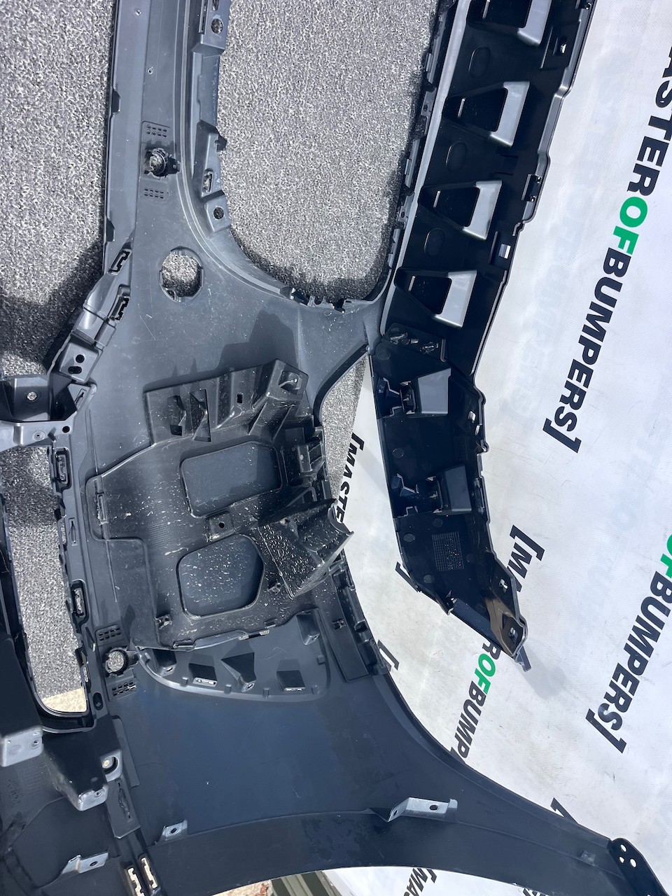 Jaguar I Pace Electric Suv 2018 - 2024 Front Bumper 4 Pdc Genuine [p704]