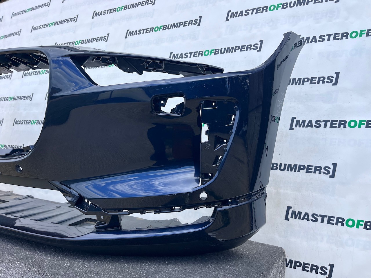 Jaguar I Pace Electric Suv 2018 - 2024 Front Bumper 4 Pdc Genuine [p704]
