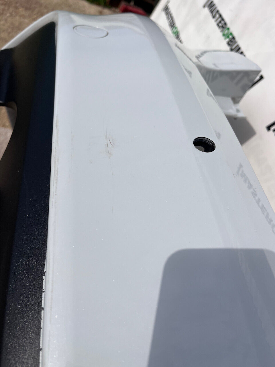 Jaguar Xe S Hse Saloon 2015-2019 Rear Bumper White 6 Pdc Genuine [p169]