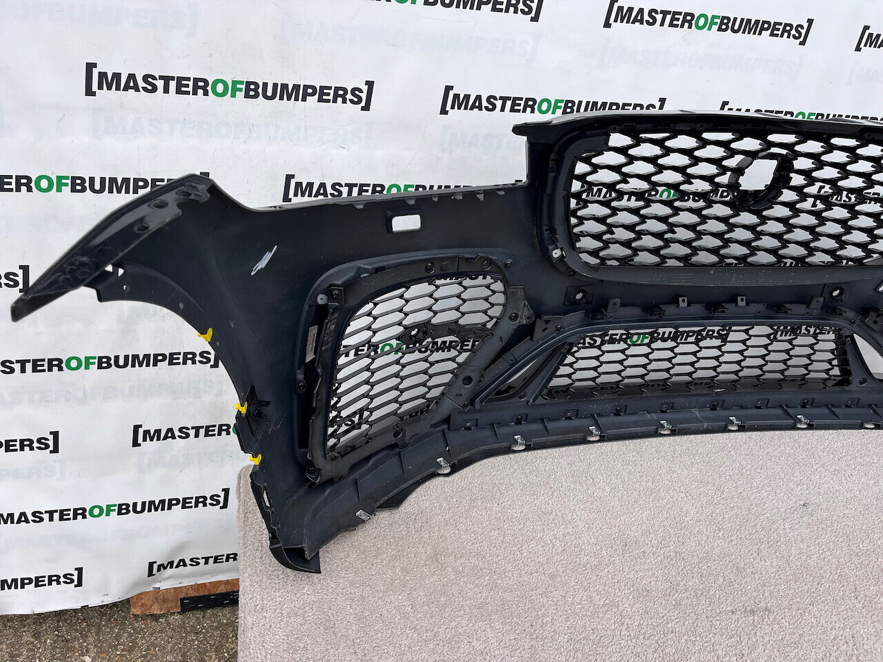 Jaguar F Pace Svr Hse Lift Suv 2021-2024 Front Bumper 6 Pdc Genuine [p388]