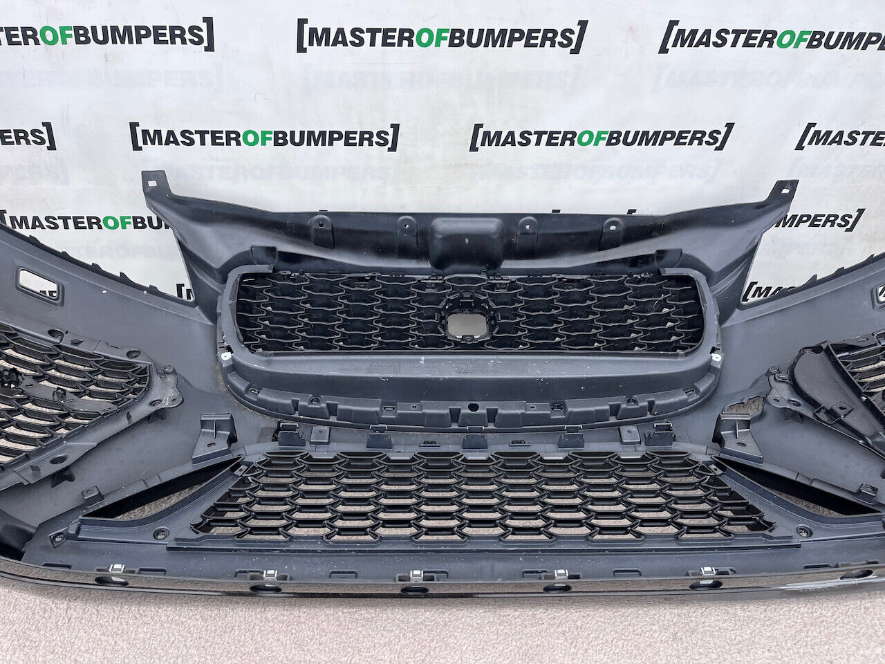Jaguar F Pace Svr Hse Lift Suv 2021-2024 Front Bumper 6 Pdc Genuine [p388]