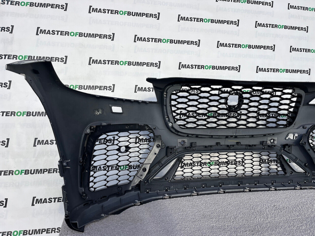 Jaguar F Pace Svr Hse Lift Suv 2021-2024 Front Bumper 6 Pdc Genuine [p395]