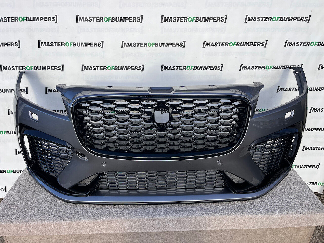 Jaguar F Pace Svr Hse Lift Suv 2021-2024 Front Bumper 6 Pdc Genuine [p395]