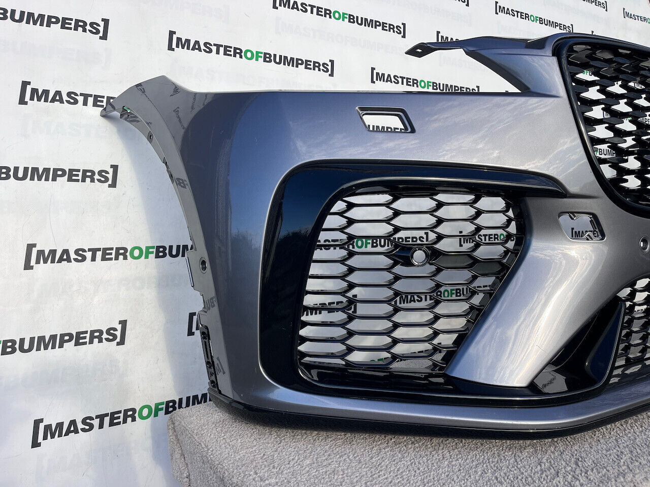 Jaguar F Pace Svr Hse Lift Suv 2021-2024 Front Bumper 6 Pdc Genuine [p395]