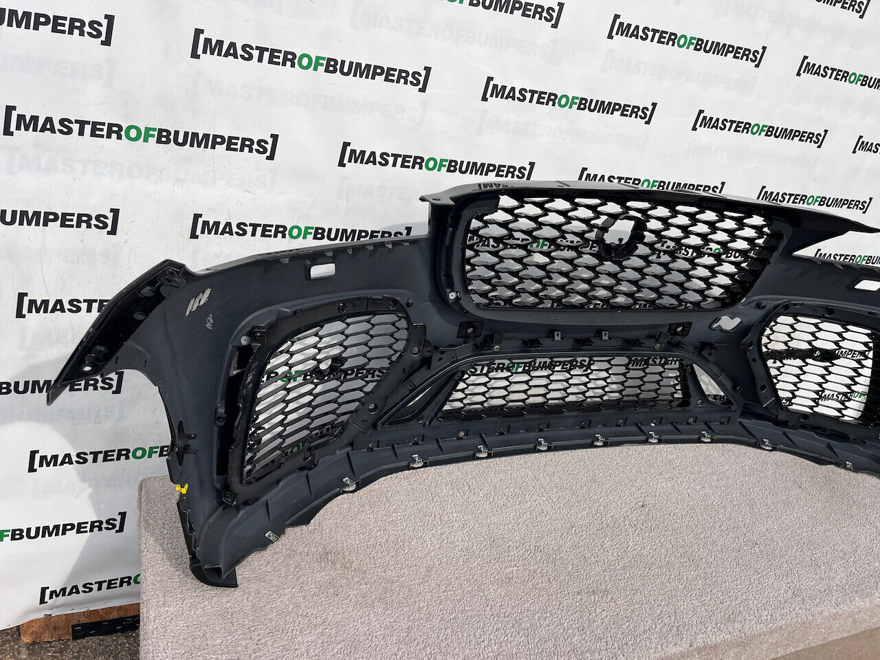 Jaguar F Pace Svr Hse Lift Suv 2021-2024 Front Bumper 6 Pdc Genuine [p389]