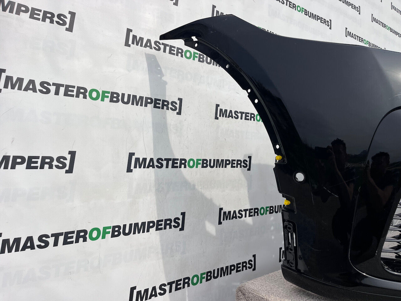 Jaguar F Pace Svr Hse Lift Suv 2021-2024 Front Bumper 6 Pdc Genuine [p389]