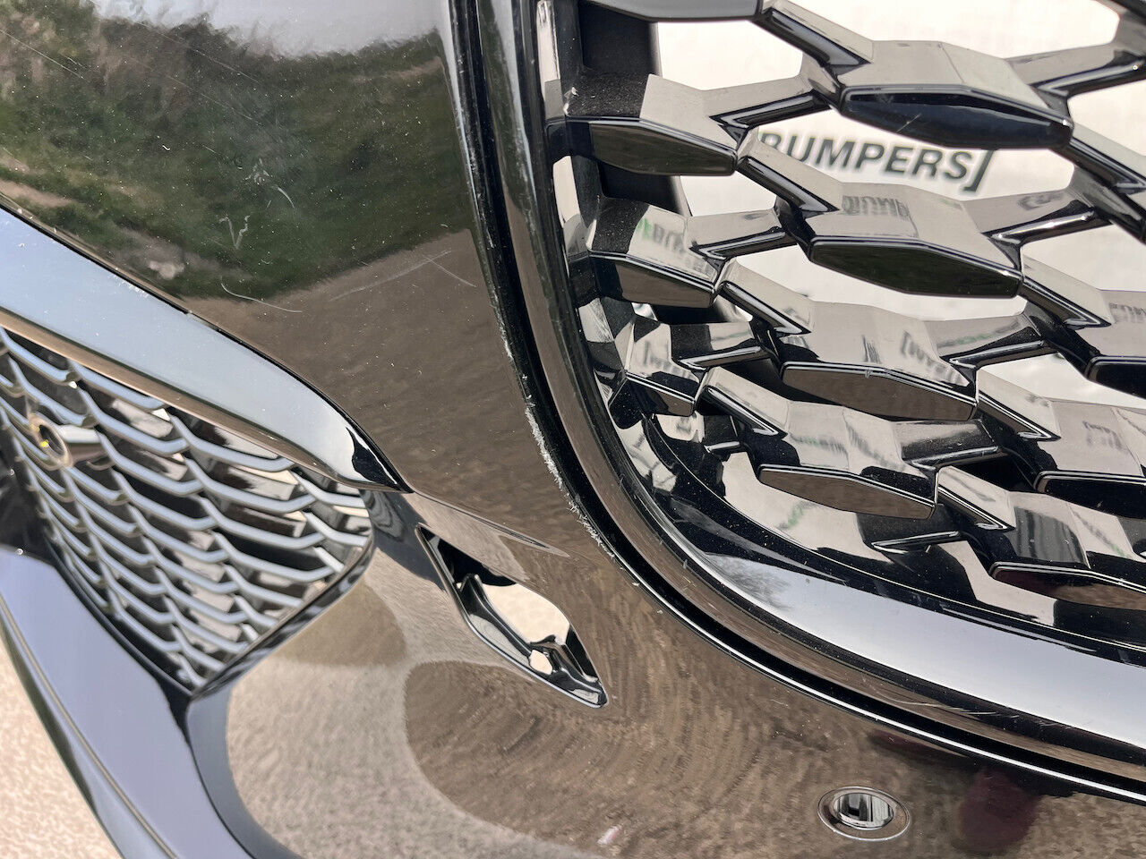 Jaguar F Pace Svr Hse Lift Suv 2021-2024 Front Bumper 6 Pdc Genuine [p389]