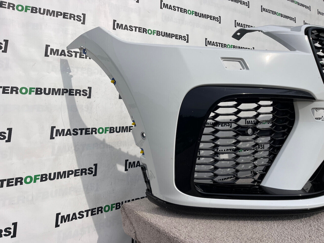 Jaguar F Pace Svr Hse Lift Suv 2021-2024 Front Bumper 6 Pdc Genuine [p401]