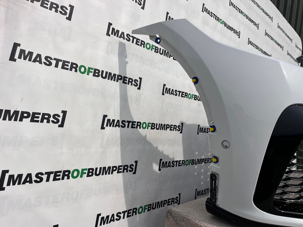 Jaguar F Pace Svr Hse Lift Suv 2021-2024 Front Bumper 6 Pdc Genuine [p401]