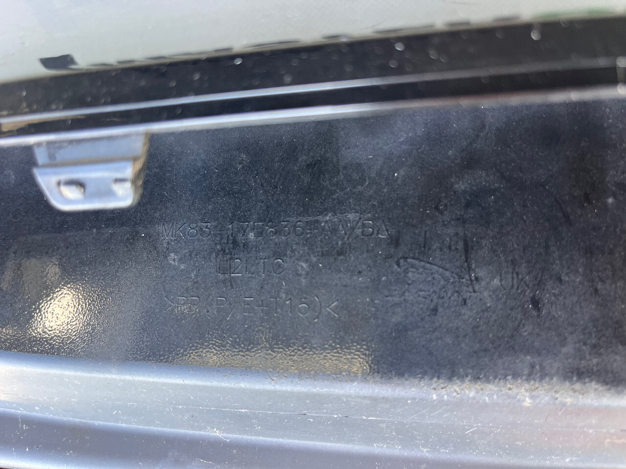 Jaguar F Pace S R Sport Lift 2021-2024 Front Bumper 4 Pdc + Jet Genuine [p441]