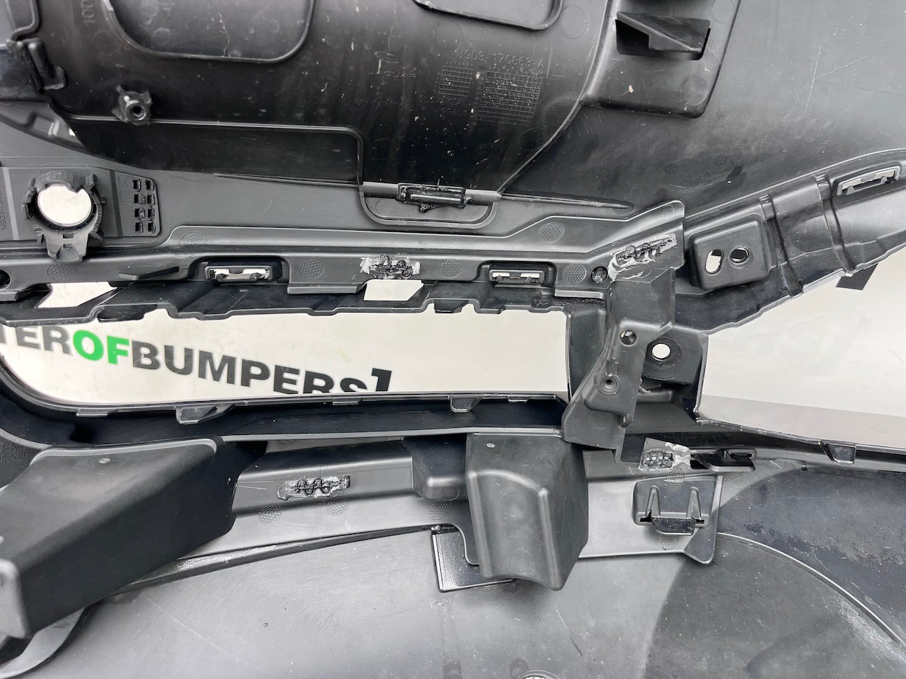 Jaguar I Pace Electric Suv 2018 - 2024 Front Bumper 4 Pdc Genuine [p499]