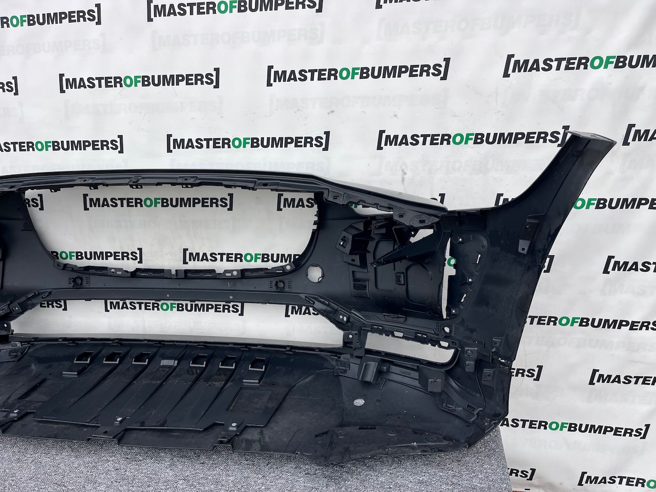 Jaguar I Pace Electric Suv 2018 - 2024 Front Bumper 4 Pdc Genuine [p499]