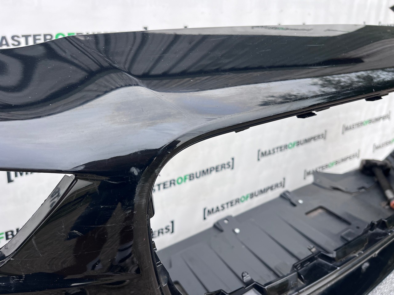 Jaguar I Pace Electric Suv 2018 - 2024 Front Bumper 4 Pdc Genuine [p499]