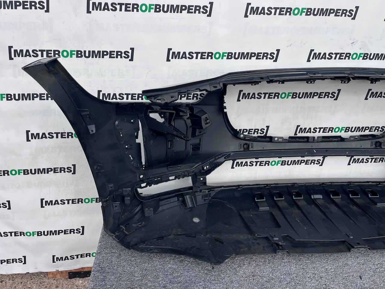 Jaguar I Pace Electric Suv 2018 - 2024 Front Bumper 6 Pdc Genuine [p527]