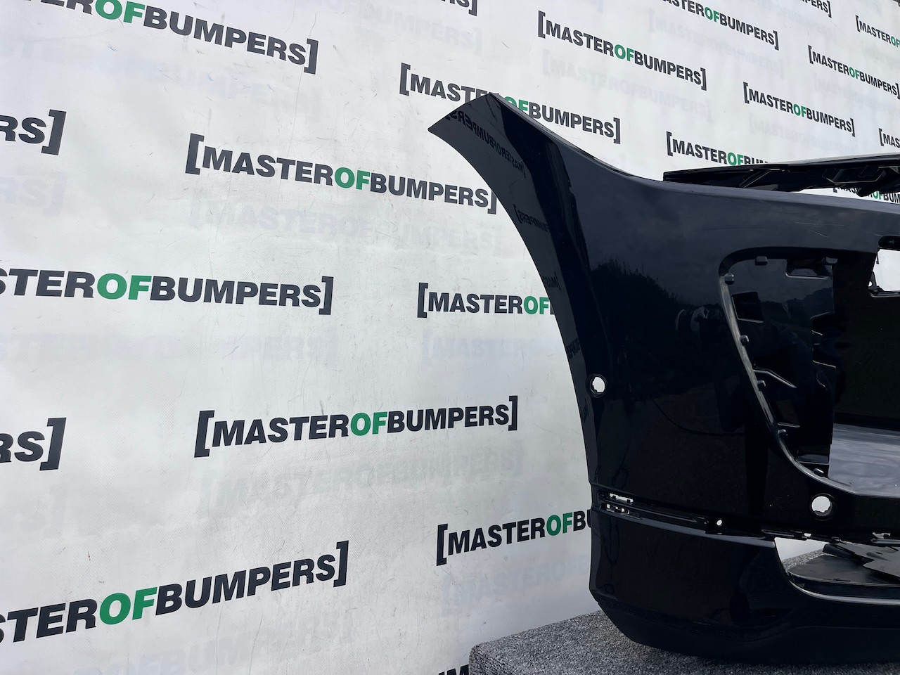 Jaguar I Pace Electric Suv 2018 - 2024 Front Bumper 6 Pdc Genuine [p527]