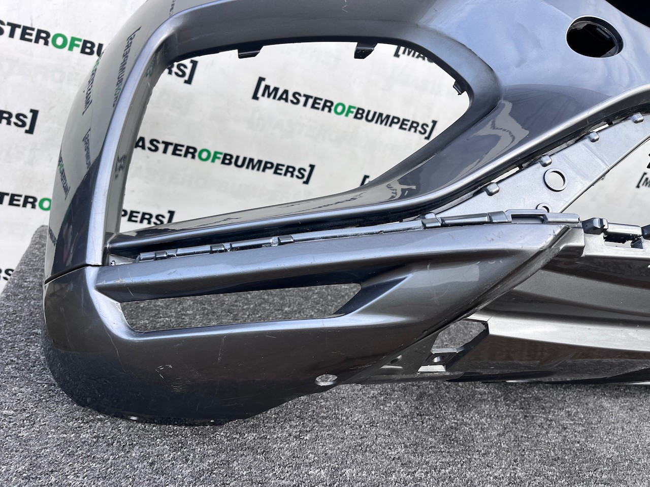 Jaguar F Pace S R Dynamic Lift 2021-2024 Front Bumper 4 Pdc + Jet Genuine [p567]