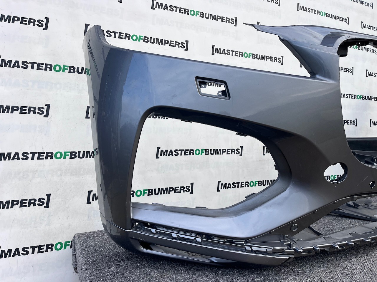 Jaguar F Pace S R Dynamic Lift 2021-2024 Front Bumper 4 Pdc + Jet Genuine [p567]