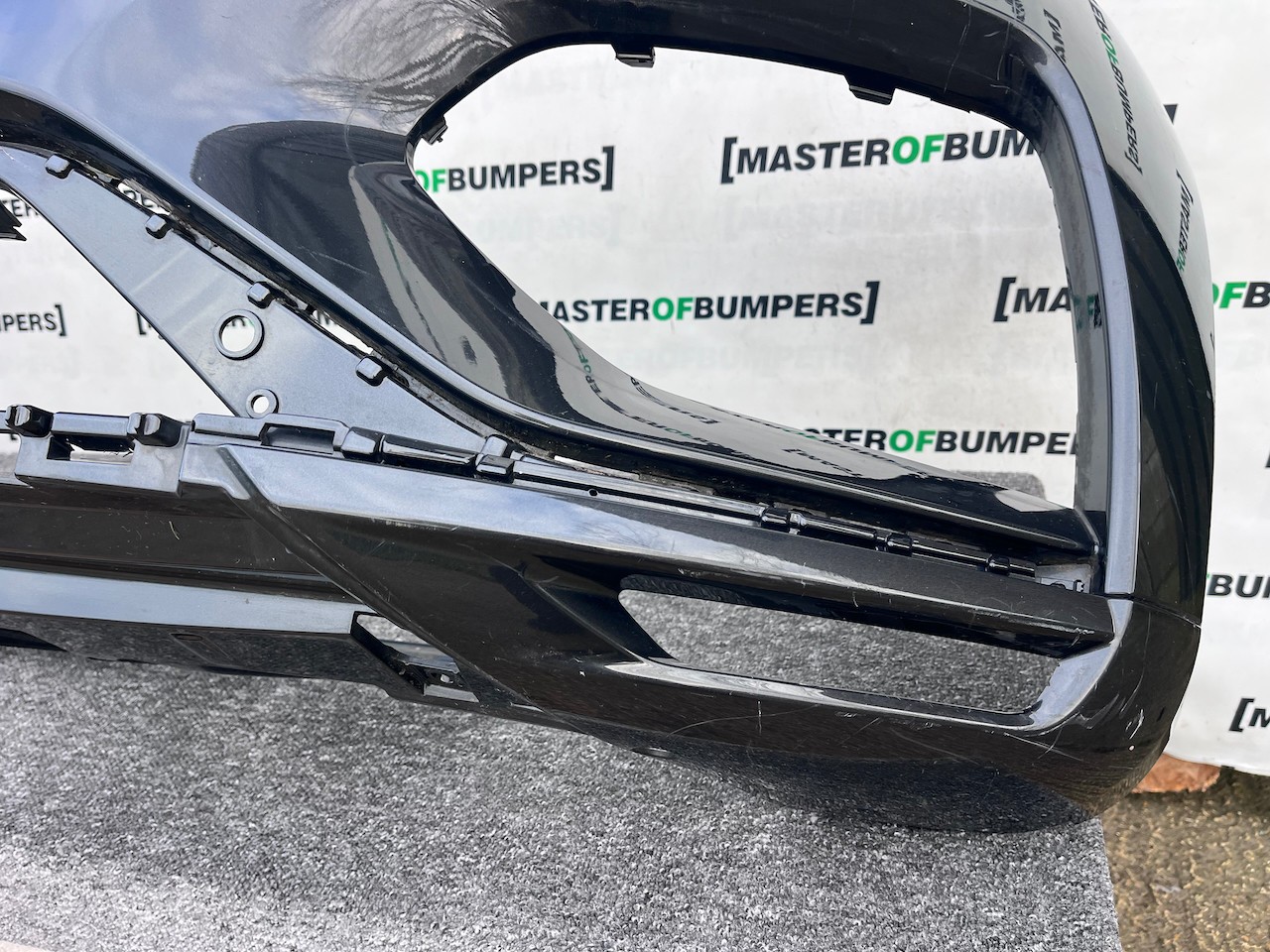 Jaguar F Pace S R Dynamic Lift 2021-2024 Front Bumper 4 Pdc + Jet Genuine [p568]