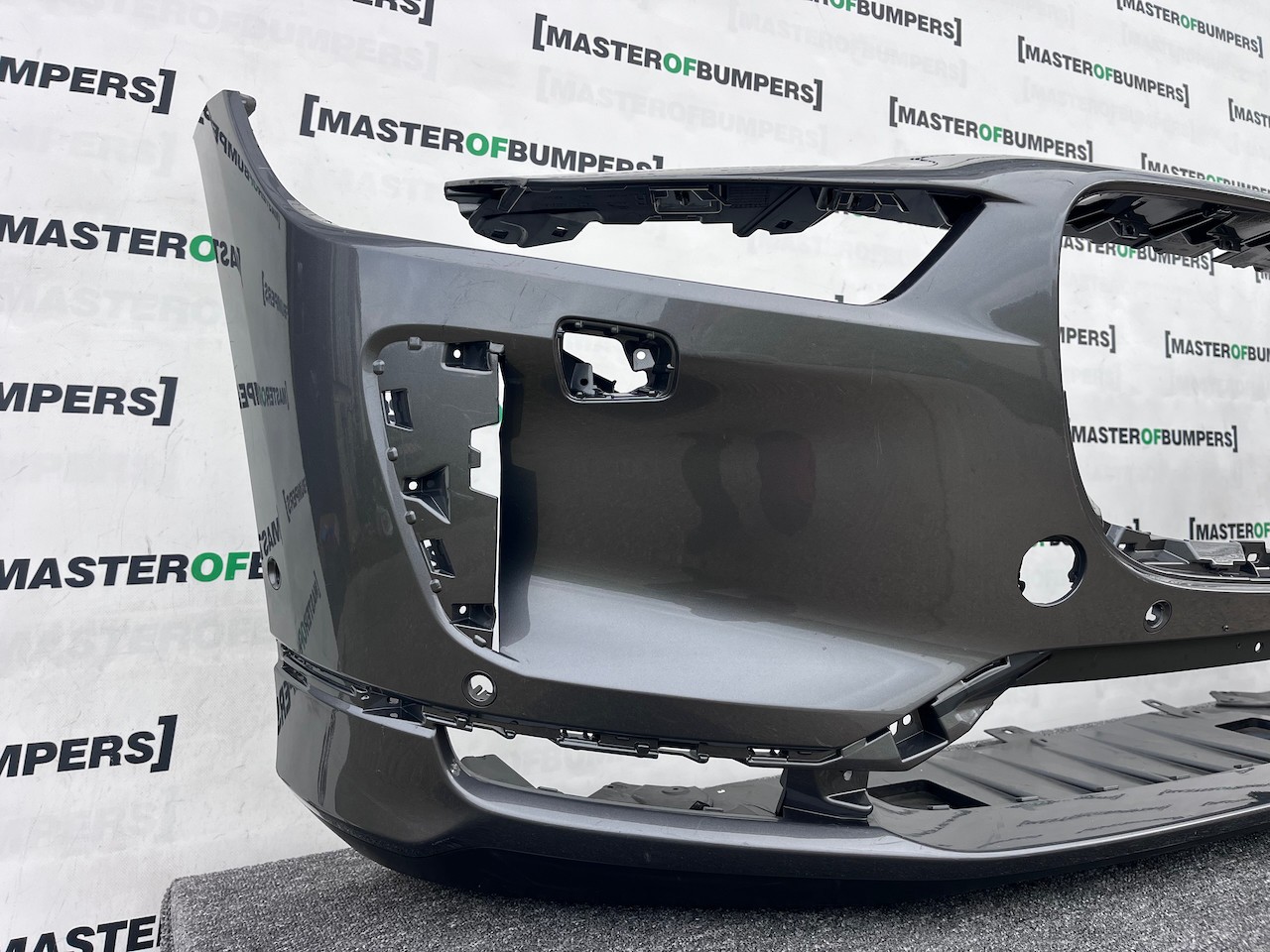 Jaguar I Pace Electric Suv 2018 - 2024 Front Bumper 6 Pdc Genuine [p601]