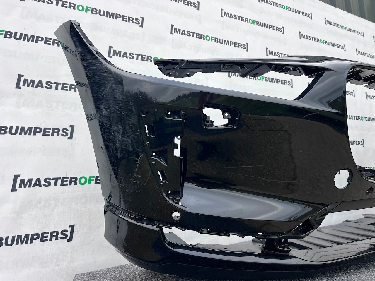 Jaguar I Pace Electric Suv 2018 - 2024 Front Bumper 4 Pdc Genuine [p603]