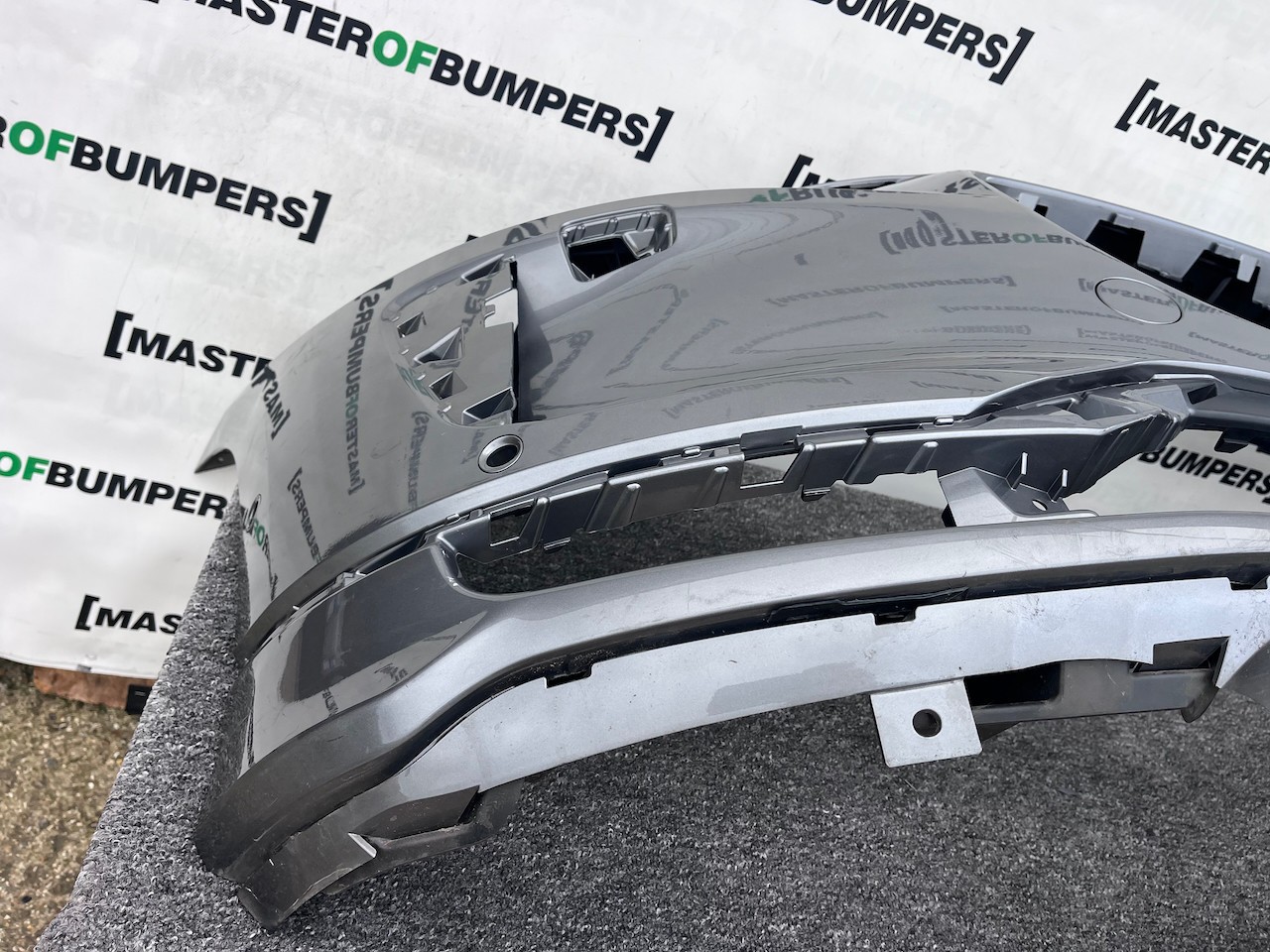 Jaguar I Pace Electric Suv 2018 - 2024 Front Bumper 6 Pdc Genuine [p602]
